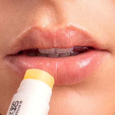 Ollie Hidratante Labial com FPS 50 Oferta!